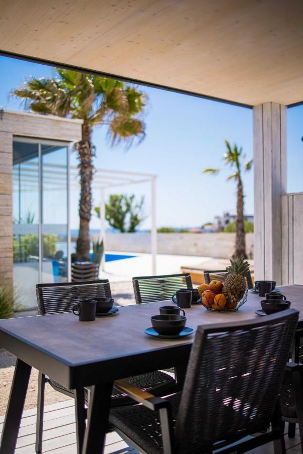 Arcadia Eco-Luxe Mobile Homes With Infinity Pool By Oiko Collection Privlaka  Ngoại thất bức ảnh